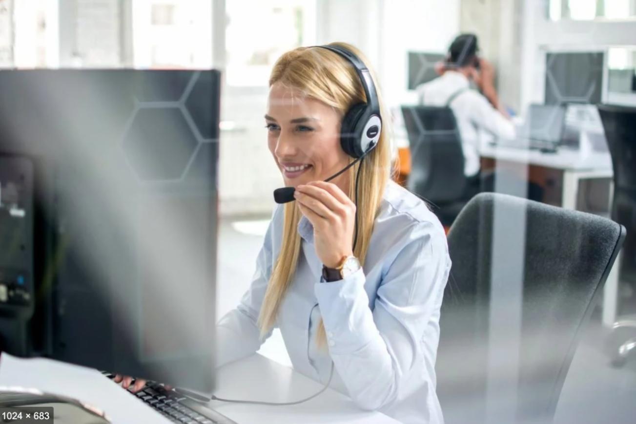 학습 과정에서 실습 중인 수강생의 모습